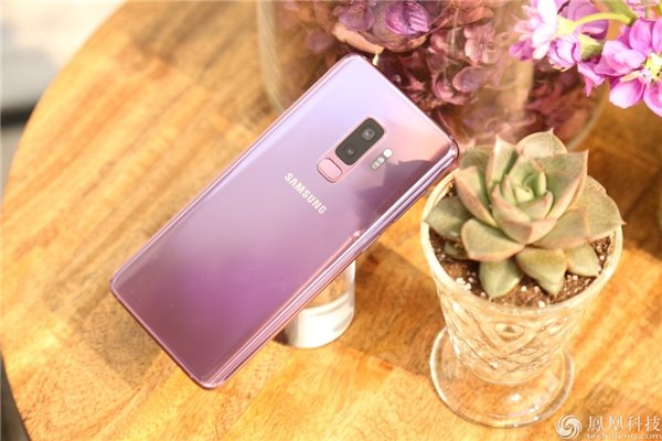 三星S9/S9+極速體會(huì)：開(kāi)年新機(jī)皇！相機(jī)更微弱