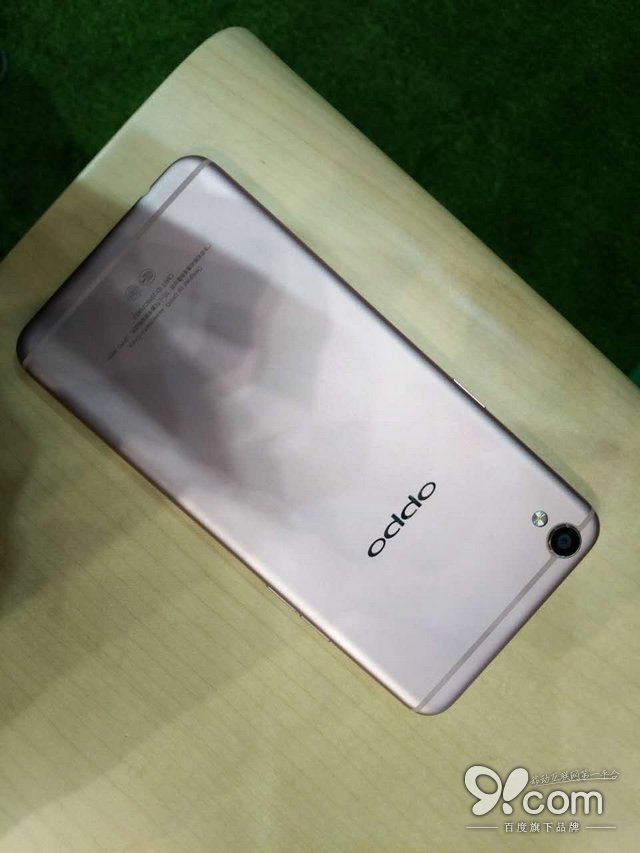 圓潤(rùn)均衡由內(nèi)而外 OPPO R9搶先體會(huì)